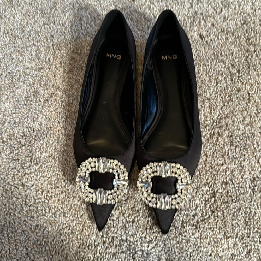 MNG Pointy toe rhinestone dressy flats size 37